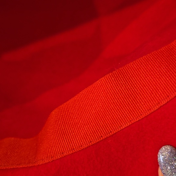 Nine West Stylish Red 100% Wool Hat - Picture 5 of 7
